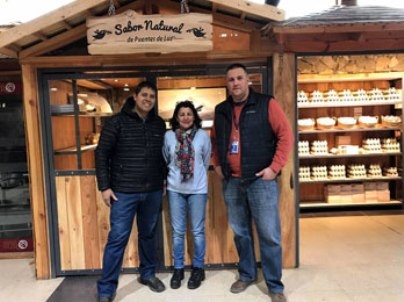 Puentes de Luz ofrece sus productos “Sabor Natural” en el aeropuerto Chapelco